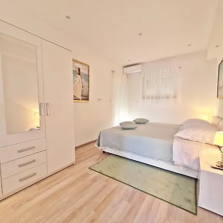 City Ana Apartman